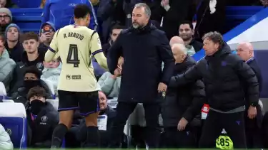 Hansi Flick sebut kartu merah Ronald Araujo jadi penyebab kekalahan telak Barcelona dari Chelsea