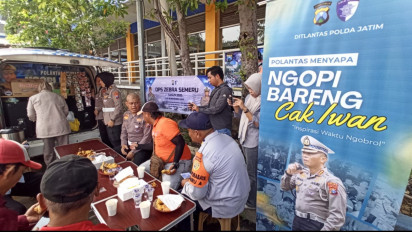Ops Zebra Semeru 2025, Polda Jatim Beri Pelayanan Tes Kesehatan, Ngopi dan Makanan Gratis bagi Sopir Bis di Terminal Purabaya