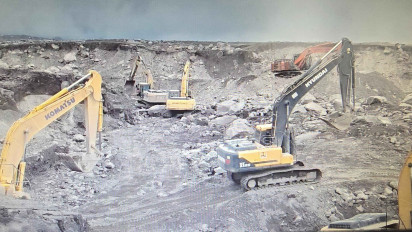 Didukung Tokoh Masyarakat, Belasan Alat Berat Dikerahkan, lakukan Normalisasi Aliran Lahar Semeru