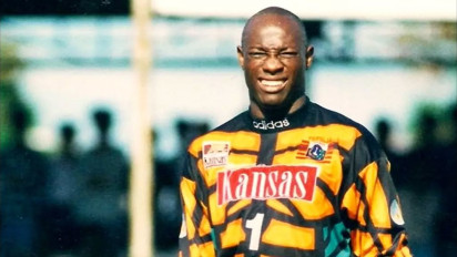 Masih Ingat Mbeng Jean Mambalaou? Kiper Asing Pertama Persija Jakarta yang Bawa Macan Kemayoran ke Puncak dan Jadi Sejarah