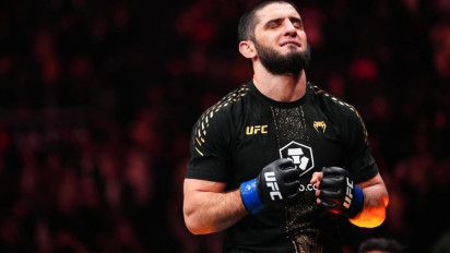 Islam Makhachev Siap Hadapi Pertarungan “Jauh Lebih Besar”, Lawan Ilia Topuria?