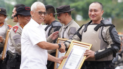 Tiga Besar Pelaksana Quick Wins Presisi 2025 Diumumkan di Apel Kasatwil