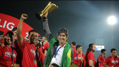 Pernah Persembahkan Trofi Prestisius untuk Persija di 2018, Stefano Cugurra Teco Kini Malah Melatih Klub yang Baru Turun Kasta