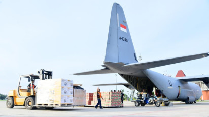 Prabowo Kerahkan Operasi Udara Besar-Besaran: Empat Pesawat Angkut Bantuan ke Aceh, Sumut, dan Sumbar Pagi Ini