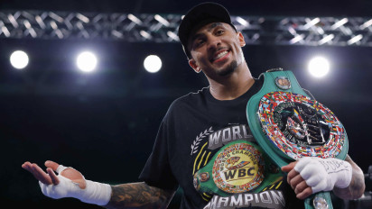 Rekap Hasil Tinju Dunia: Ben Whittaker Jadi Juara WBC Silver Kelas Berat Ringan, Mantan Bintang UFC Menang Telak