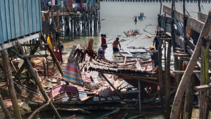 Porak-poranda, Penampakan Rumah di Sulteng Hancur akibat Angin Kencang