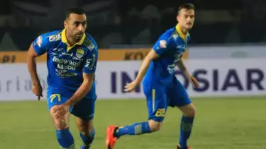 Striker Timnas Turkmenistan yang pernah main di Persib Bandung Artur Gevorkyan