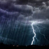 Kabar Buruk, Warga Jawa-Bali Wajib Tahu! BMKG Prediksi Cuaca Ekstrem Saat Nataru