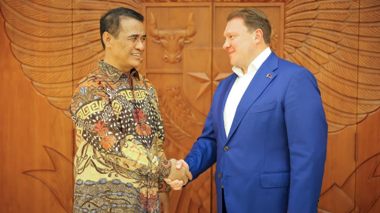 Anak Presiden Belarusia Temui Mentan Amran untuk Investasi Pertanian
            - galeri foto