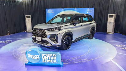 First Drive Toyota Veloz Hybrid: Alternatif Mobil 7 Penumpang yang Nyaman dan Irit BBM, Cocok untuk Keluarga