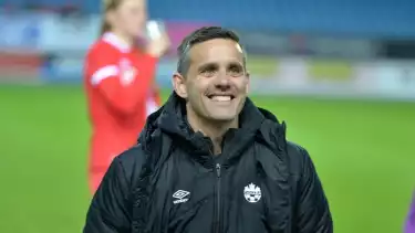 Pelatih Asal Inggris, John Herdman