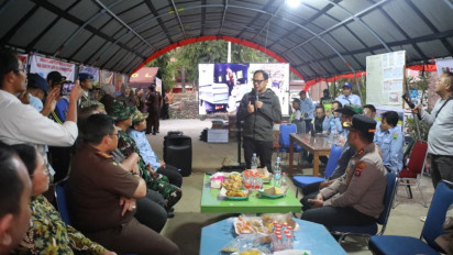 Wamendagri Bima Arya Tinjau Penanganan Banjir di Solok, Tekankan Distribusi Logistik dan Percepatan Pemulihan