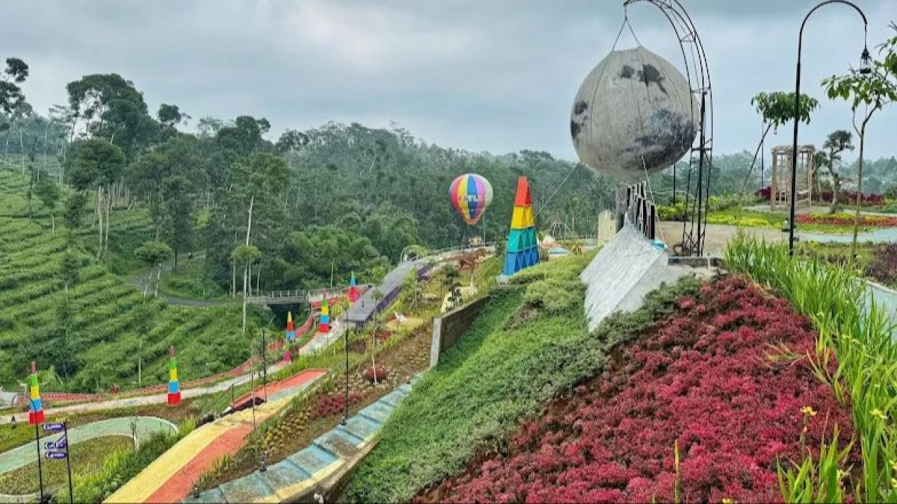 Wisata Nataru yang Tersembunyi di Wilayah Batang, Biaya Masuk Terjangkau dan Kekinian
            - galeri foto