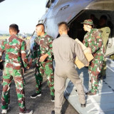 Akses Darat Lumpuh, Kodam IM Kerahkan Helikopter MI-17 untuk Kirim 1,5 Ton Bantuan ke Langsa