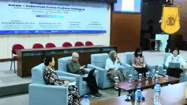 Fenomena Hallyu (Gelombang Korea) telah lama mendominasi lanskap budaya pop di Indonesia, menarik minat tidak hanya penggemar, tetapi juga akademisi.