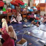 Komisi IX DPR Desak Kemenkes Segera Kirim Nakes ke Korban Banjir Bandang Sumatera