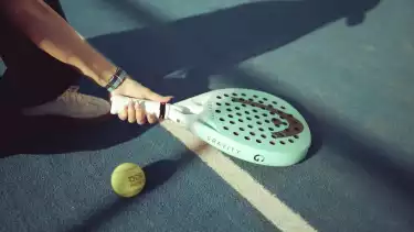 Ilustrasi raket padel