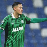 Terpopuler: Media Belanda Tak Habis Pikir Lihat Jay Idzes, Garuda Calling Dibahas Media Italia, Comeback Elkan Baggott Ramai di Inggris