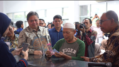 Penyaluran BLTS Kesra di KCU Premier Jakarta Timur: Kuatkan Daya Beli, Berikan Harapan