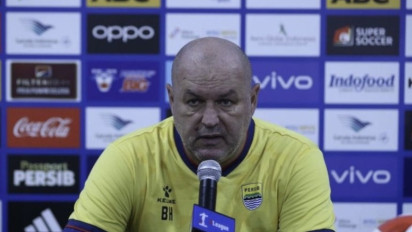 Puncak Klasemen Panas! Persib Siap Jegal Borneo FC, Bojan Hodak Beberkan Kedalaman Skuad