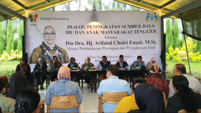 Menteri PPPA Sambangi Warga Tengger Bromo, Dorong Penguatan Perempuan dan Anak