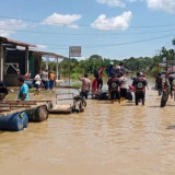 Wamensos Pastikan Logistik Aceh Aman, Namun Distribusi Masih Terkendala Akses Putus