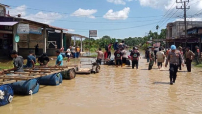 DPR Ungkap Korban Banjir Sumatra Mulai Banyak Kena Penyakit ISPA Hingga Leptospirosis