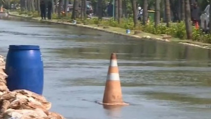 Ancol Kembali Digenangi Banjir Rob hingga 40 Cm, Kendaraan Lewat Gerbang Marina Dialihkan