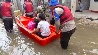 Kembali Meluas, Banjir Rob di Pesisir Jakarta Rendam Belasan RT, Pintu Air Pasar Ikan Siaga 1