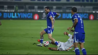 Persib Bandung Menggila di GBLA! Borneo FC Tak Berkutik Meski Unggul Lebih Dulu, Bojan Hodak: Seharusnya Kami Menang Besar!