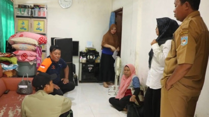 Penyaluran BLT Kesra 2025 di Mataram: Pos Indonesia Layani Door to Door untuk Lansia