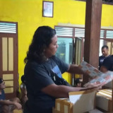 Rumah Pengemasan Ribuan Batang Rokok Ilegal Digerebek Polisi