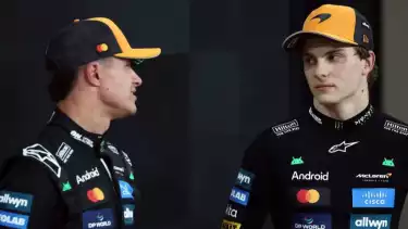 Dua pembalap McLaren F1 Team, Lando Norris dan Oscar Piastri