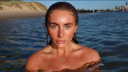 Cewek Bule Diduga Bikin Film Porno di Bali Dibekuk Polisi, Bonnie Blue Akui Pernah Tidur 1.057 Pria dalam Sehari