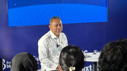 Zulhas Tegaskan Pemerintah Gandakan Distribusi Pangan Bulog untuk Korban Bencana di Sumatera