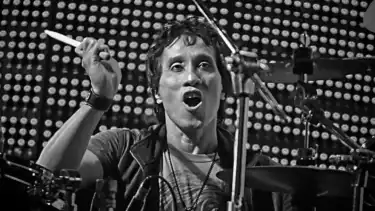 Yaya Moektio God Bless