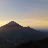 Liburan Nataru 2025 Berburu Golden Sunrise di Bukit Sikunir Dieng, Intip Harga Tiket dan Waktu Terbaiknya!