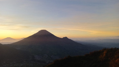 Liburan Nataru 2025 Berburu Golden Sunrise di Bukit Sikunir Dieng, Intip Harga Tiket dan Waktu Terbaiknya!