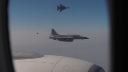 Momen Prabowo Tiba di Pakistan: Dikawal Jet Tempur hingga Napak Tilas Jejak Presiden Soekarno