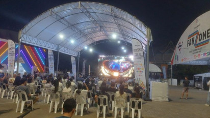 Tak Bisa Masuk Stadion, Ratusan Penonton Saksikan Pembukaan SEA Games 2025 dari Layar Raksasa di Stadion Rajamangala