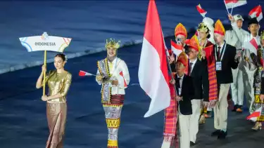 Megawati Hangestri dan Robi Syianturi Pimpin Kontingen Indonesia di Opening Ceremony SEA Games 2025