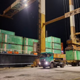 Operasional Terminal Peti Kemas Bagendang tetap Normal di Tengah Aksi Penyampaian Aspirasi Buruh Bongkar Muat