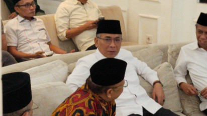 KH Zulfa Mustofa Ditetapkan Jadi Pj Ketum, Gus Yahya Tegaskan Tidak Ada Dua Pemimpin di PBNU