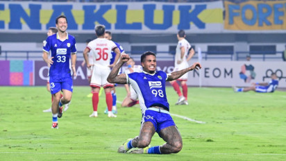 Peluang Bertemu Cristiano Ronaldo Makin Dekat, Pelatih Persib Pilih Lakukan Ini Usai Bawa Maung Bandung Juara Grup AFC Champions League Two 