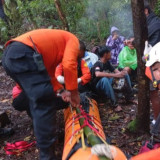 Jatuh di Jalur Aik Berik, Pendaki Meninggal Berhasil Dievakuasi dari Gunung Rinjani NTB
