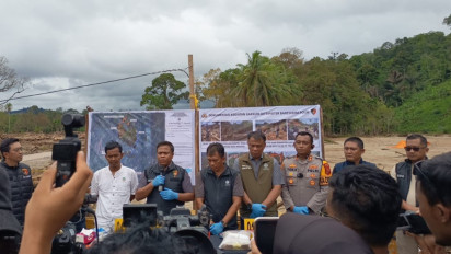Kemenhut dan Bareskrim Polri Ungkap Temuan Awal Hasil Identifikasi Kayu Gelondongan Banjir Sumut: Ada yang Bekas Potongan Mesin
