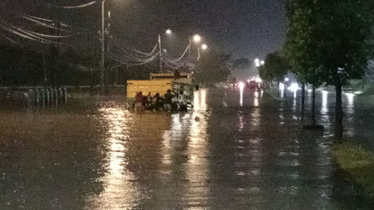 Curah Hujan Tinggi, Jalan Raya Porong Lama Terendam