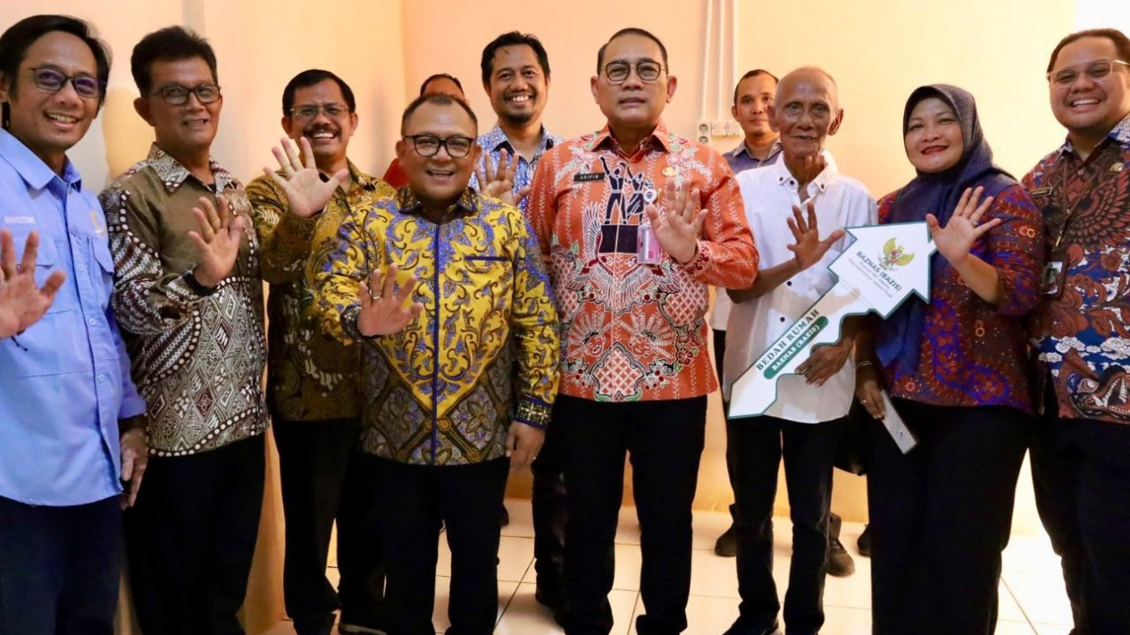 Pemkot Jakarta Pusat Gandeng BAZNAS Realisasikan Taregt Program Bedah Rumah
            - galeri foto