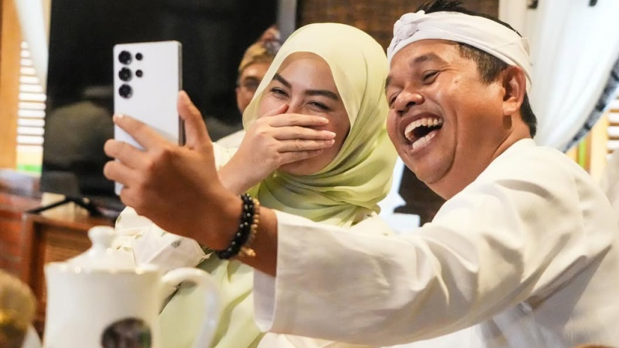 Profil Lengkap Young Syefura, Anggota Parlemen Malaysia yang Terus Digoda oleh Gubernur Jabar Dedi Mulyadi
            - galeri foto