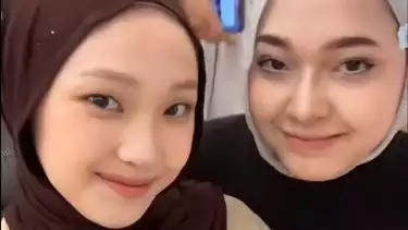 Kedekatan Jule dan Aya